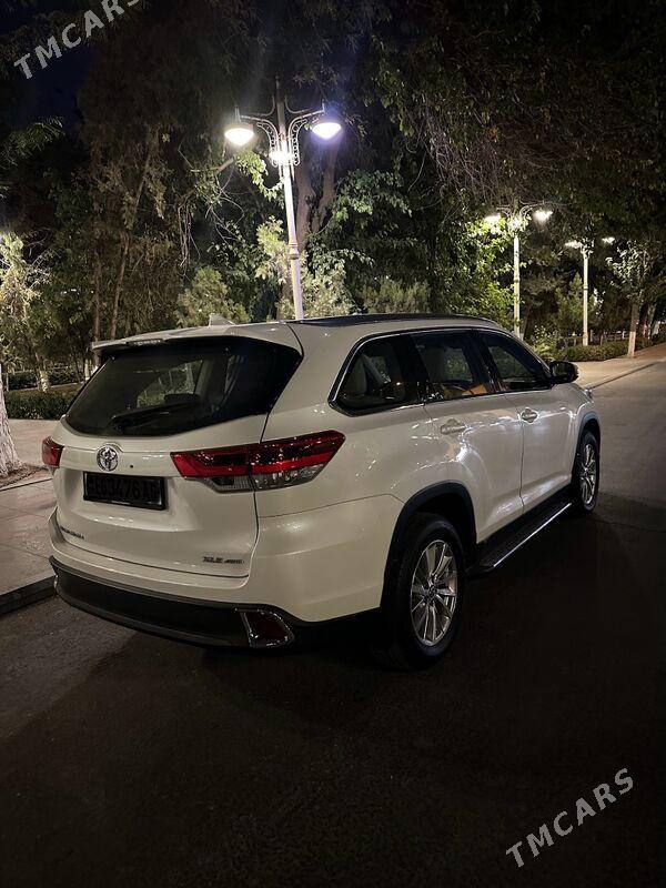 Toyota Highlander 2019 - 499 000 TMT - Ашхабад - img 8