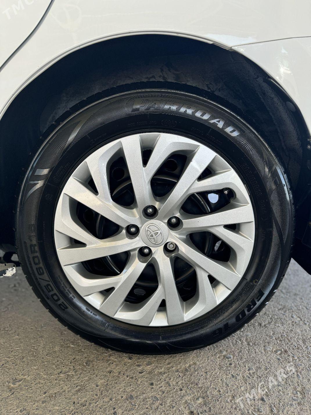 Toyota Corolla 2019 - 205 000 TMT - Türkmenabat - img 1