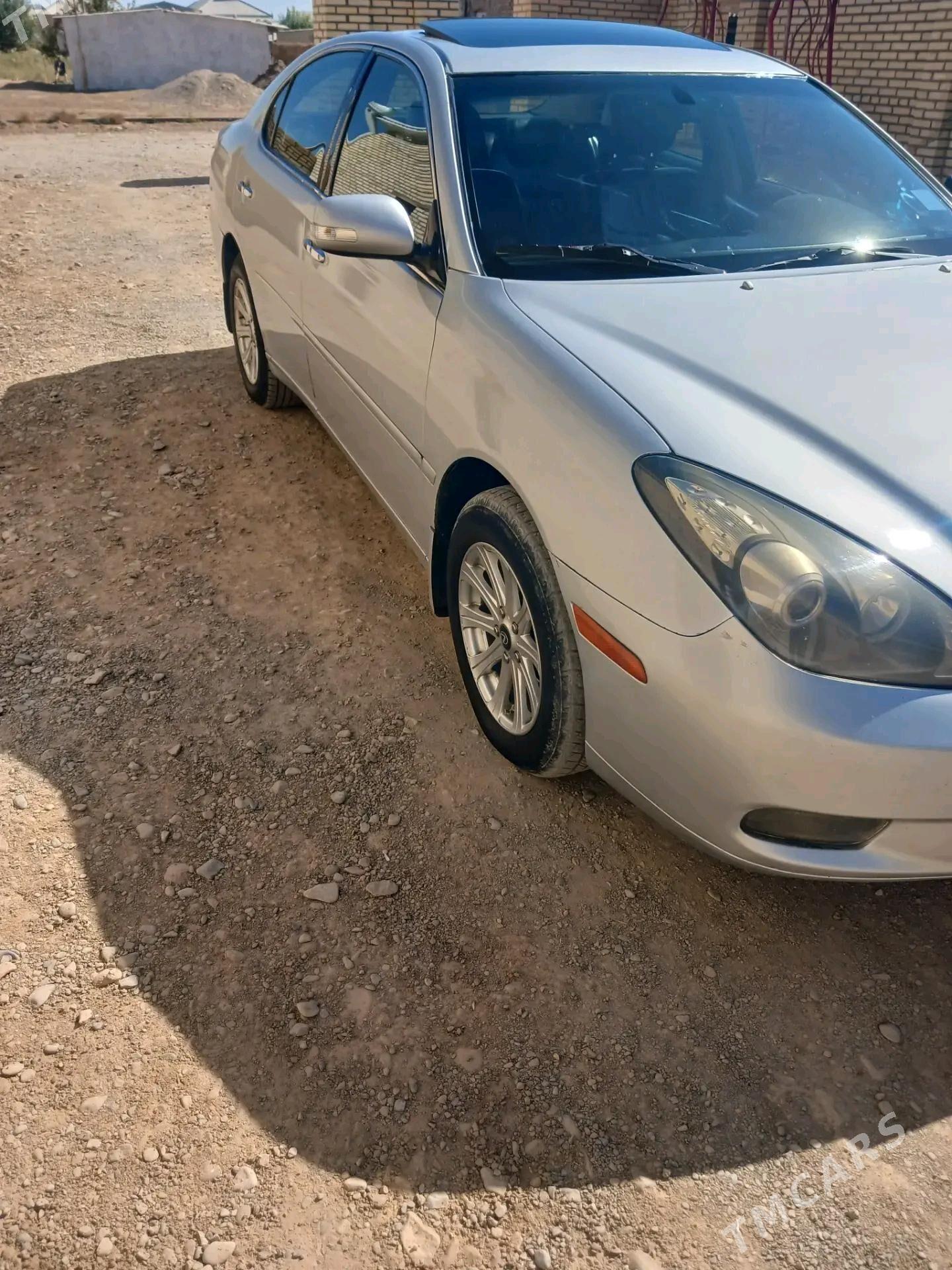 Lexus ES 300 2003 - 190 000 TMT - Серахс - img 7