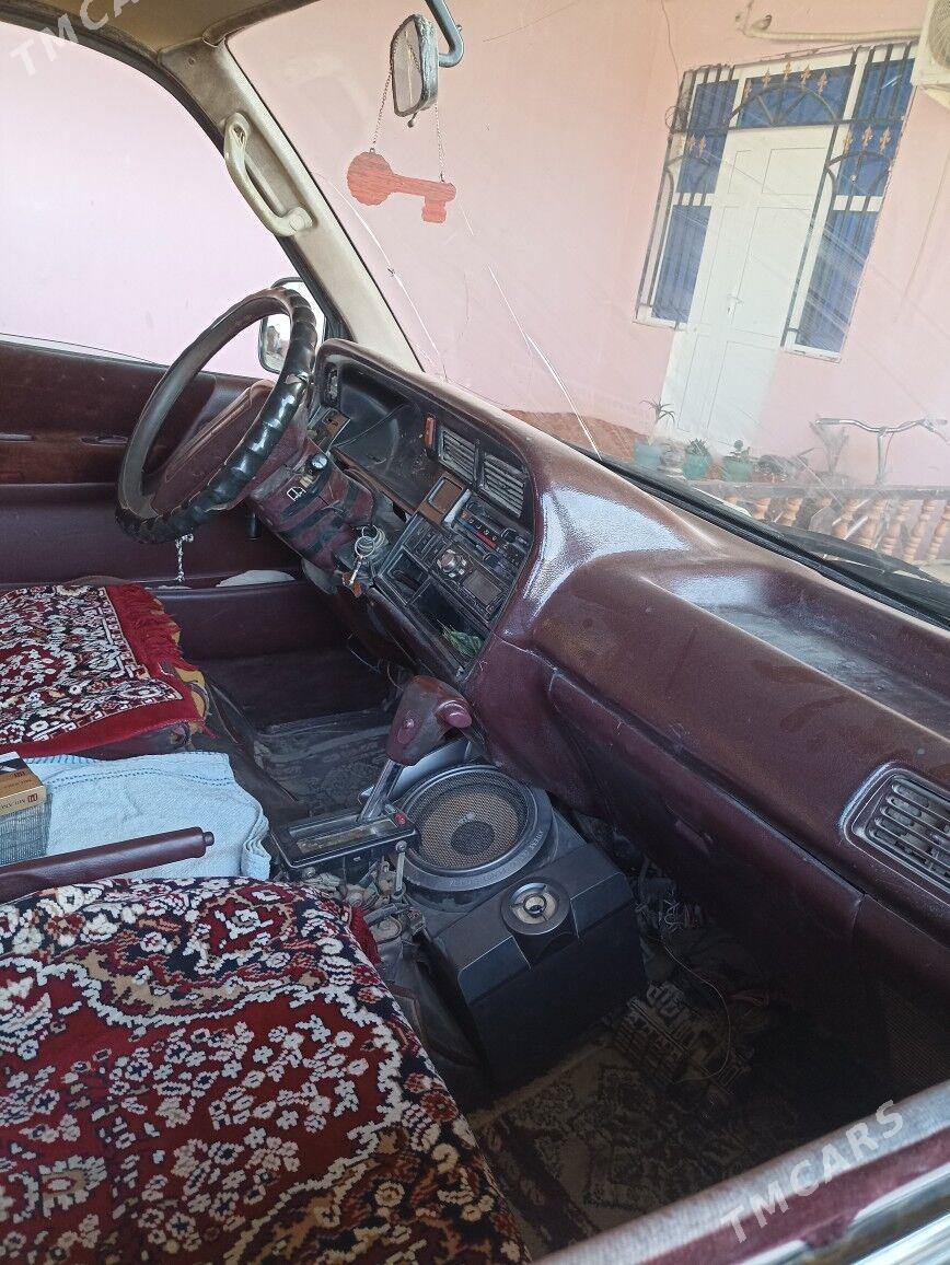 Toyota Hiace 1990 - 60 000 TMT - Murgap - img 3