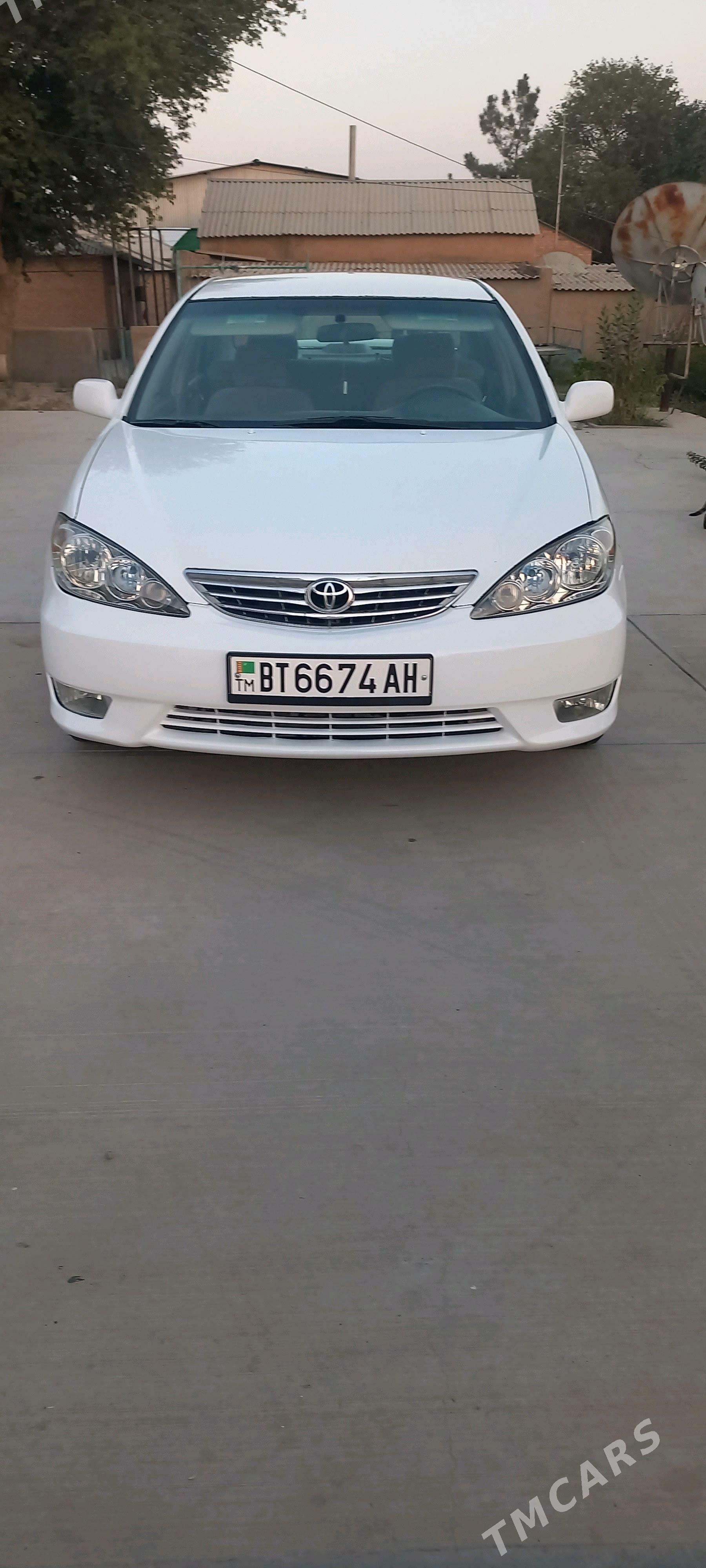 Toyota Camry 2002 - 175 000 TMT - Теджен - img 5