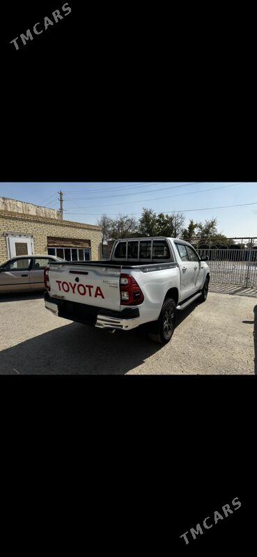 Toyota Hilux 2025 - 671 000 TMT - Mary - img 7