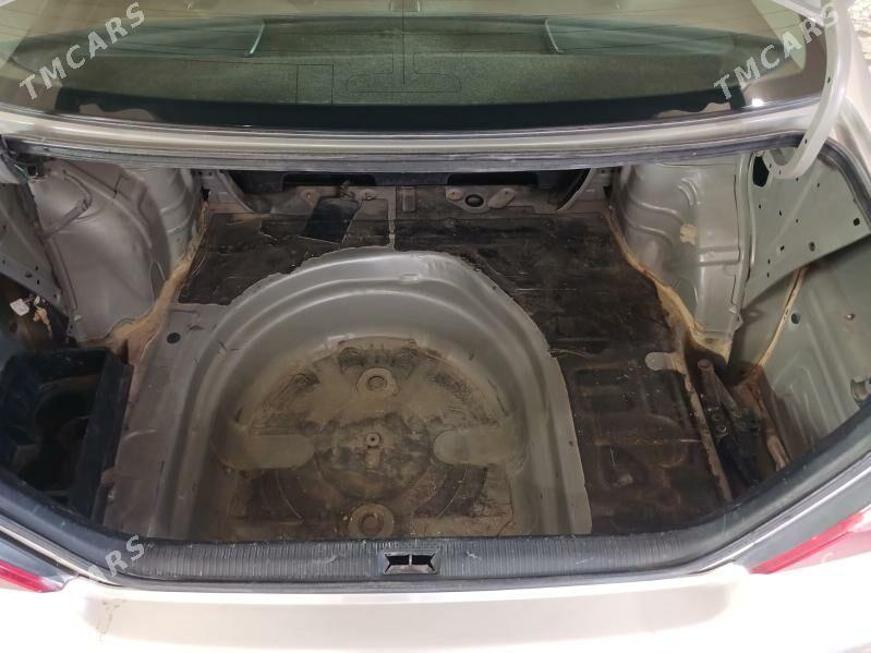 Toyota Camry 2002 - 166 000 TMT - Mary - img 2