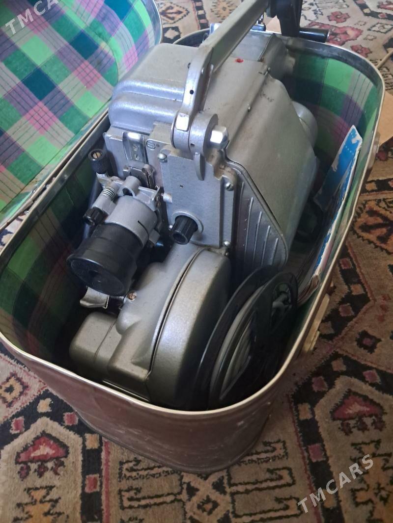 Retro kino apparatlar - Болдумсаз - img 1