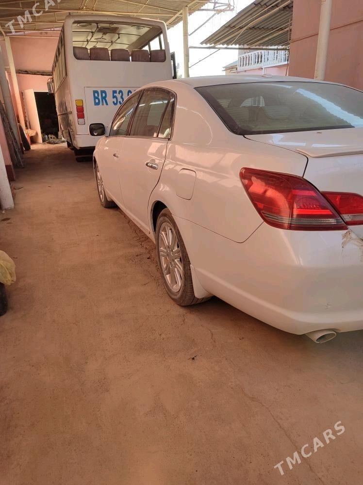 Toyota Avalon 2010 - 200 000 TMT - Теджен - img 2