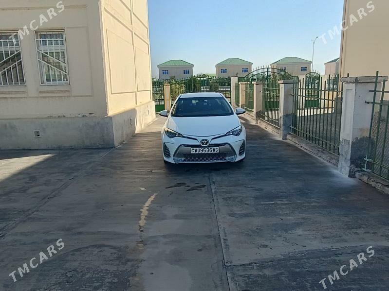 Toyota Corolla 2018 - 200 000 TMT - Кëши - img 1