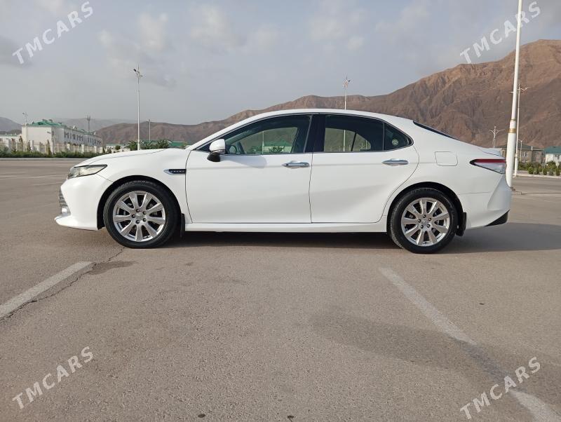 Toyota Camry 2019 - 280 000 TMT - Балканабат - img 1