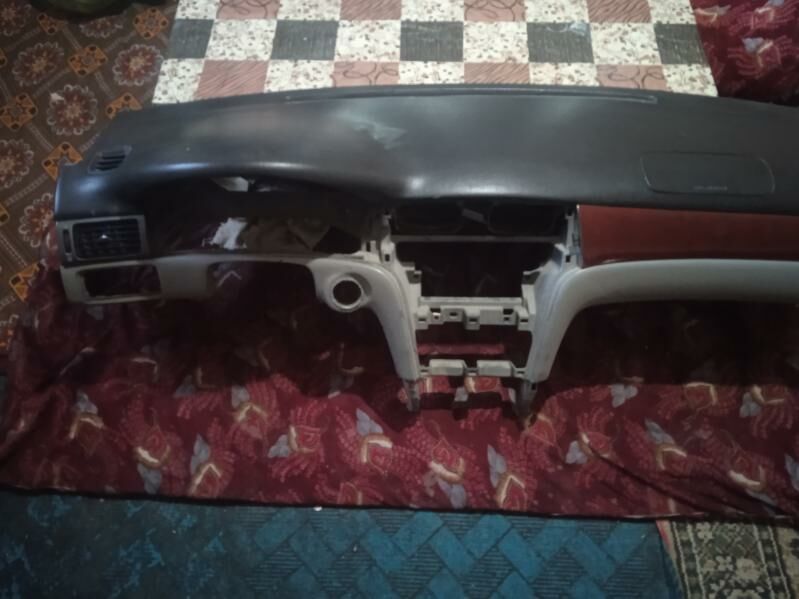 tarpeda leksus es 500 TMT - Болдумсаз - img 1