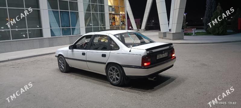 Opel Vectra 1993 - 40 000 TMT - Туркменабат - img 3