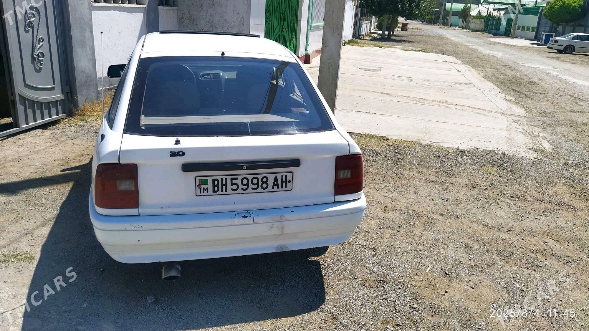 Opel Vectra 1990 - 30 000 TMT - Ак-Бугдайский этрап - img 1