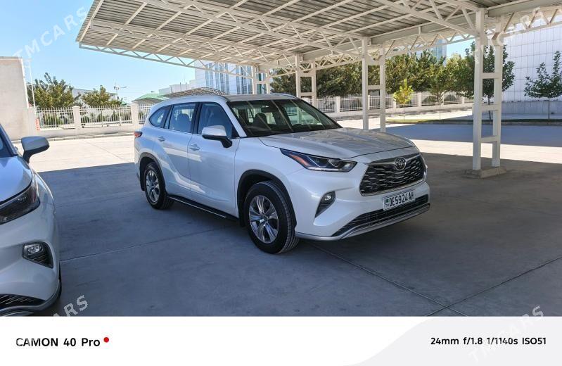 Toyota Highlander 2022 - 594 000 TMT - Ашхабад - img 1