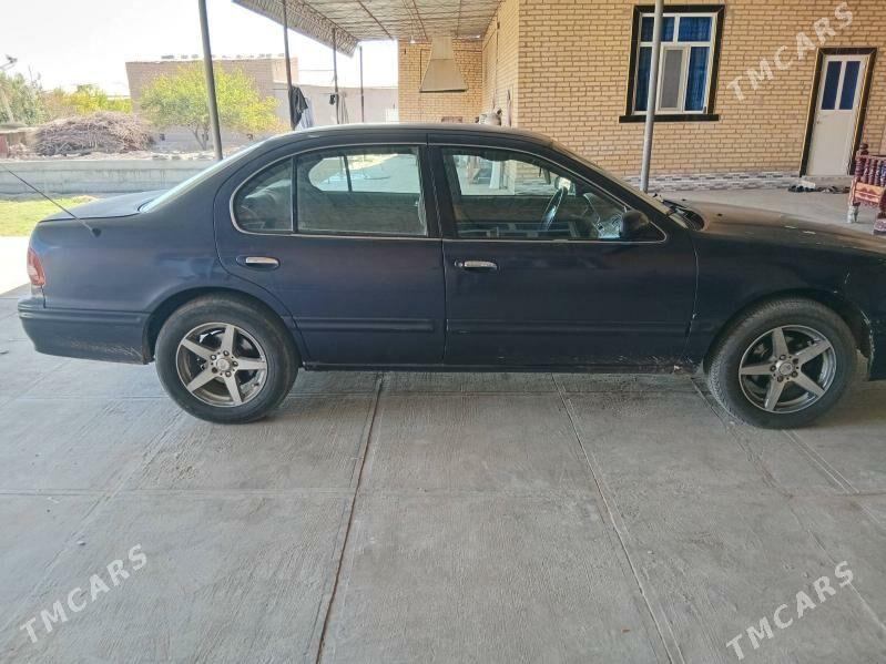 Nissan Cefiro 1995 - 26 000 TMT - Sakar - img 1