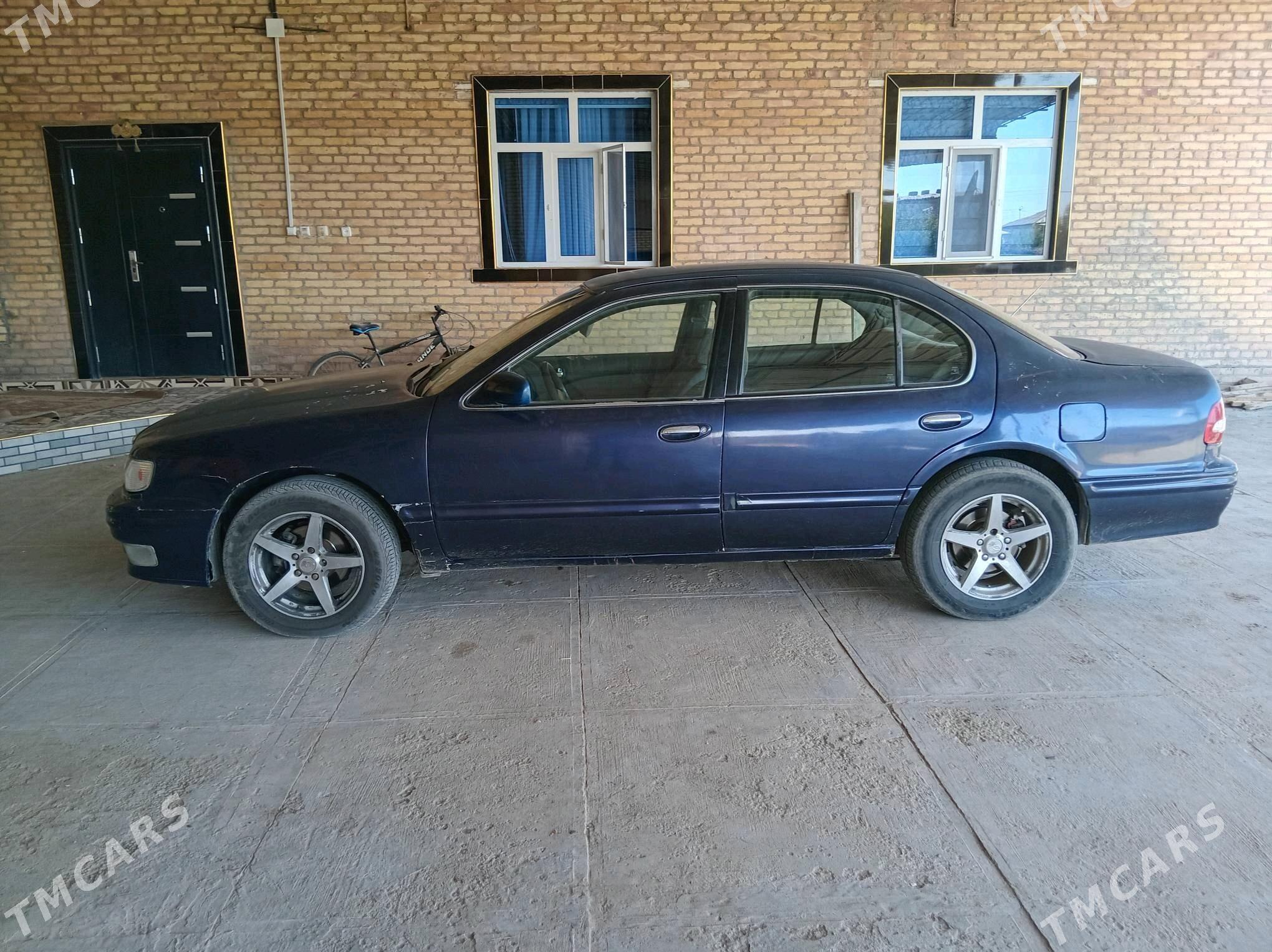 Nissan Cefiro 1995 - 26 000 TMT - Sakar - img 3