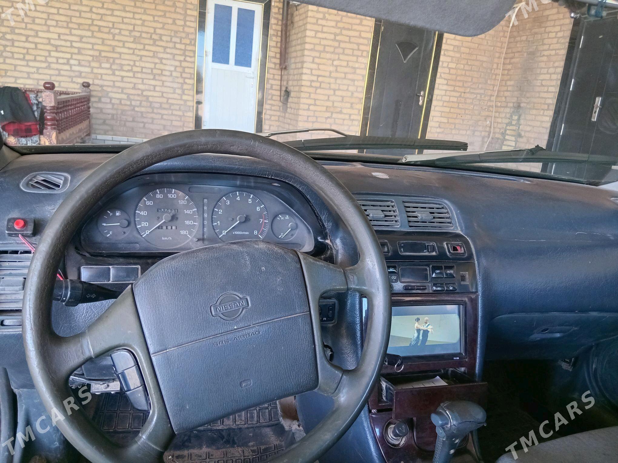 Nissan Cefiro 1995 - 26 000 TMT - Sakar - img 4