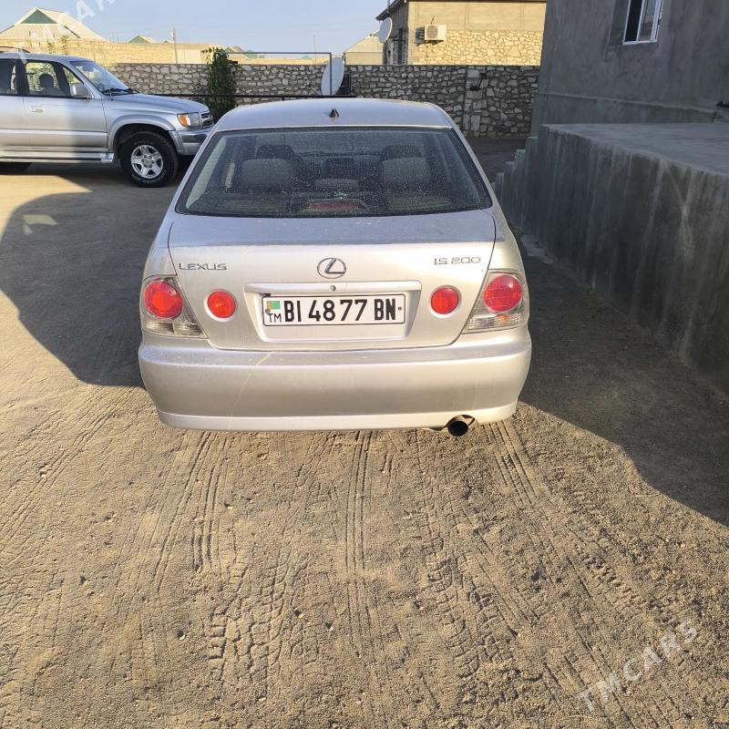 Lexus IS 2003 - 90 000 TMT - Туркменбаши - img 2