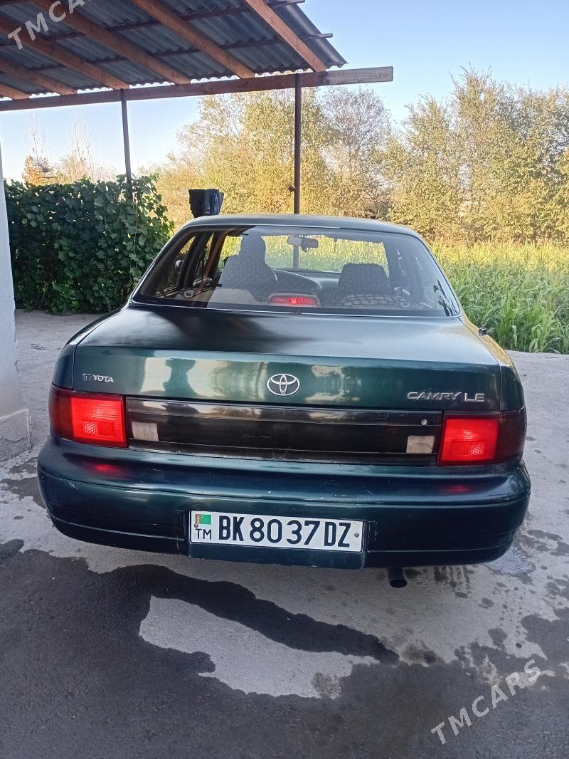 Toyota Camry 1993 - 75 000 TMT - Губадаг - img 4