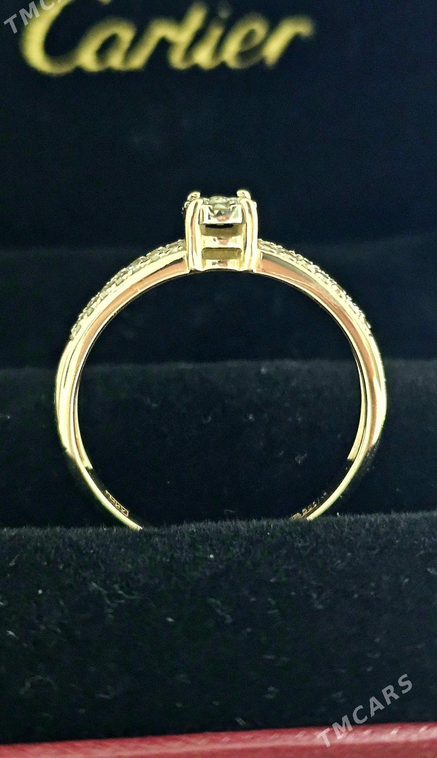 золотое кольцо с брилянтом - Ашхабад - img 1