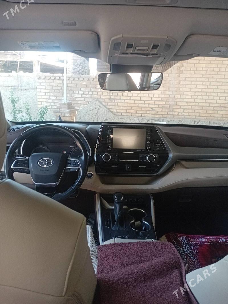 Toyota Highlander 2020 - 600 000 TMT - Туркменабат - img 3