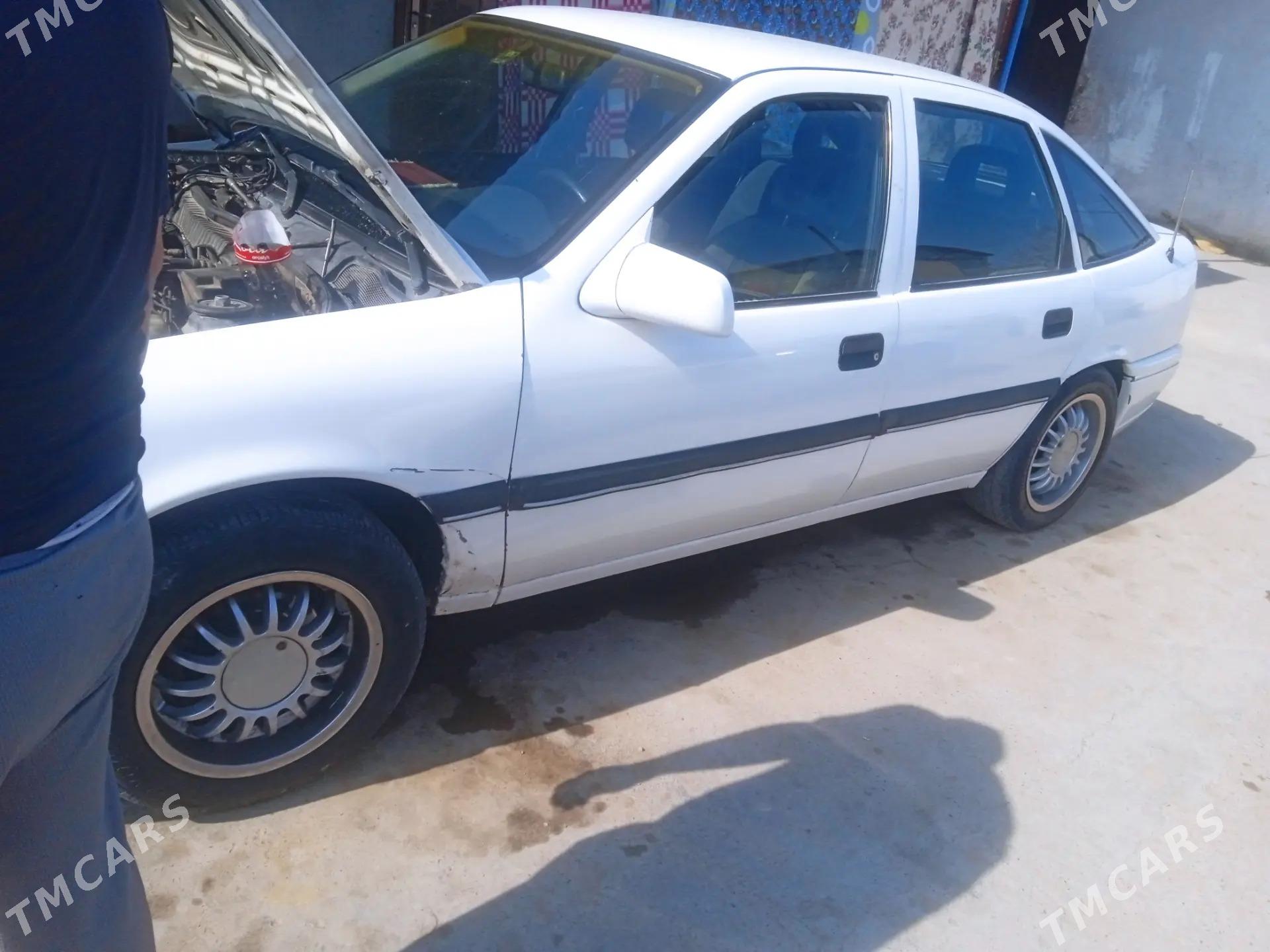 Opel Vectra 1994 - 27 000 TMT - Ак-Бугдайский этрап - img 2