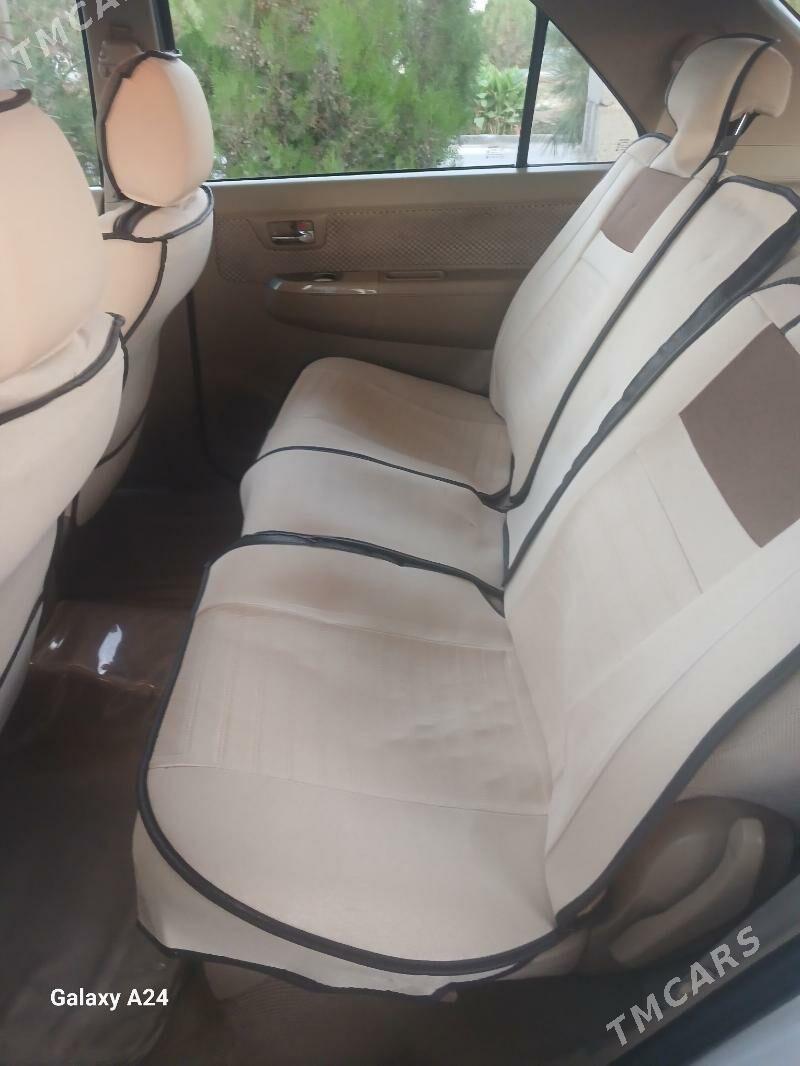 Toyota Fortuner 2012 - 265 000 TMT - Бахарден - img 8