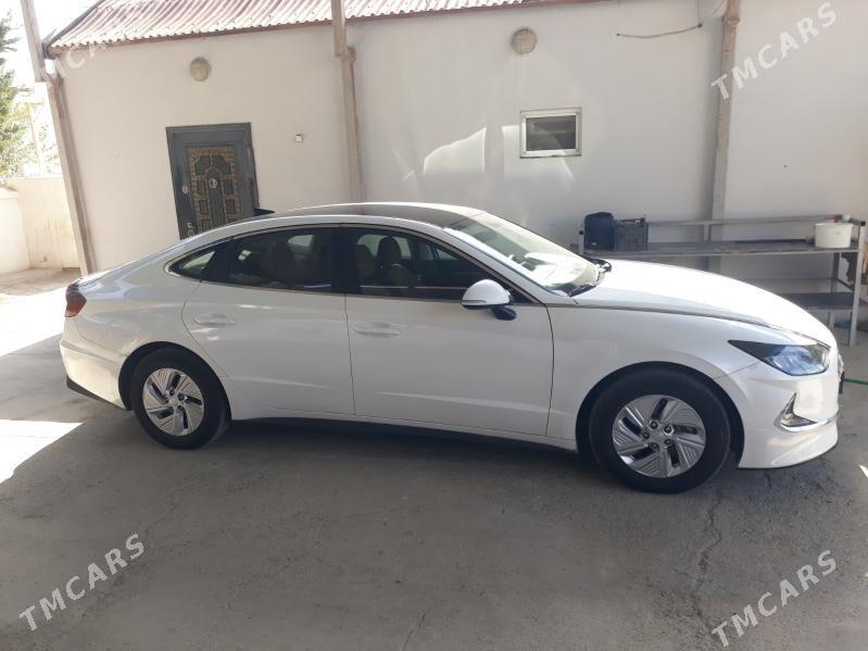 Hyundai Sonata Hybrid 2022 - 230 000 TMT - Туркменбаши - img 5