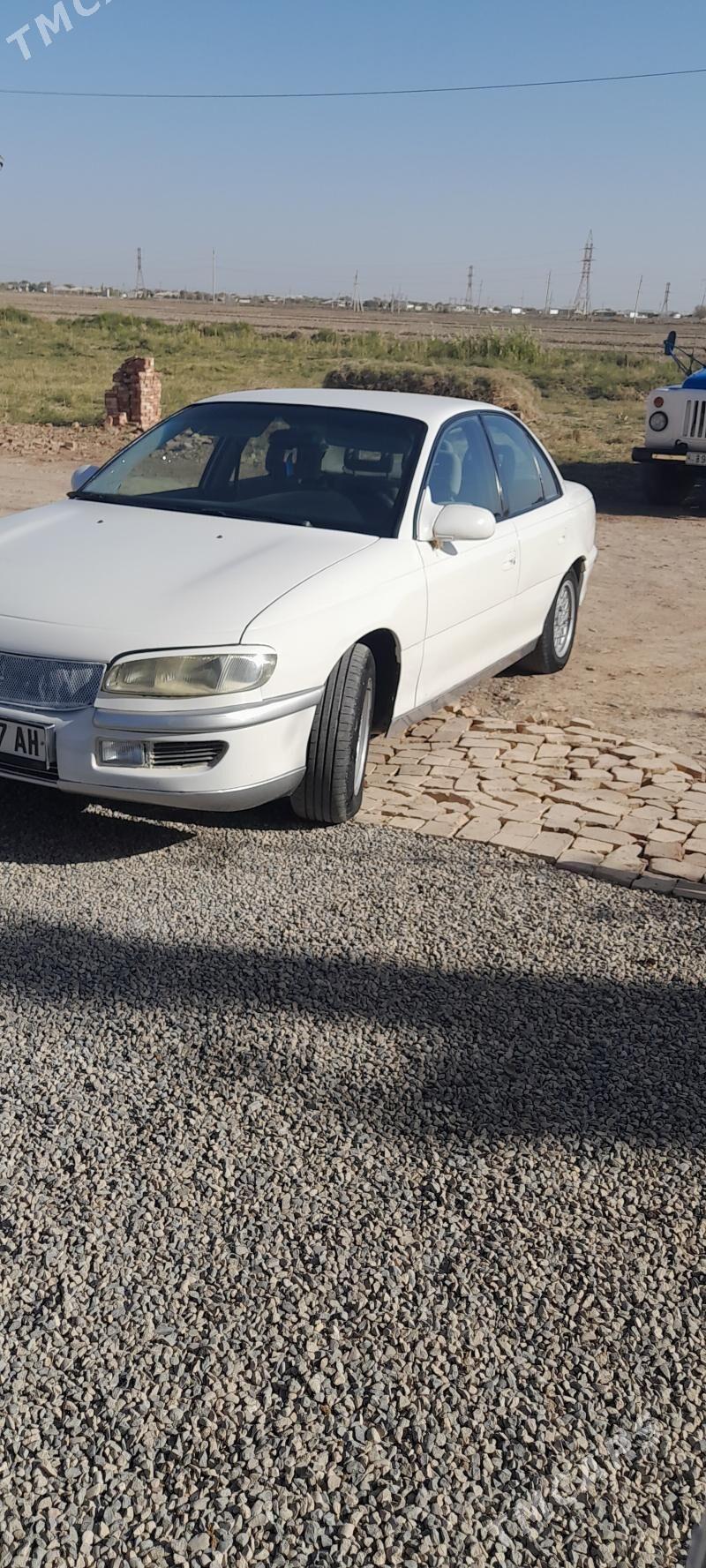 Opel Omega 1995 - 36 000 TMT - Бабадайхан - img 2