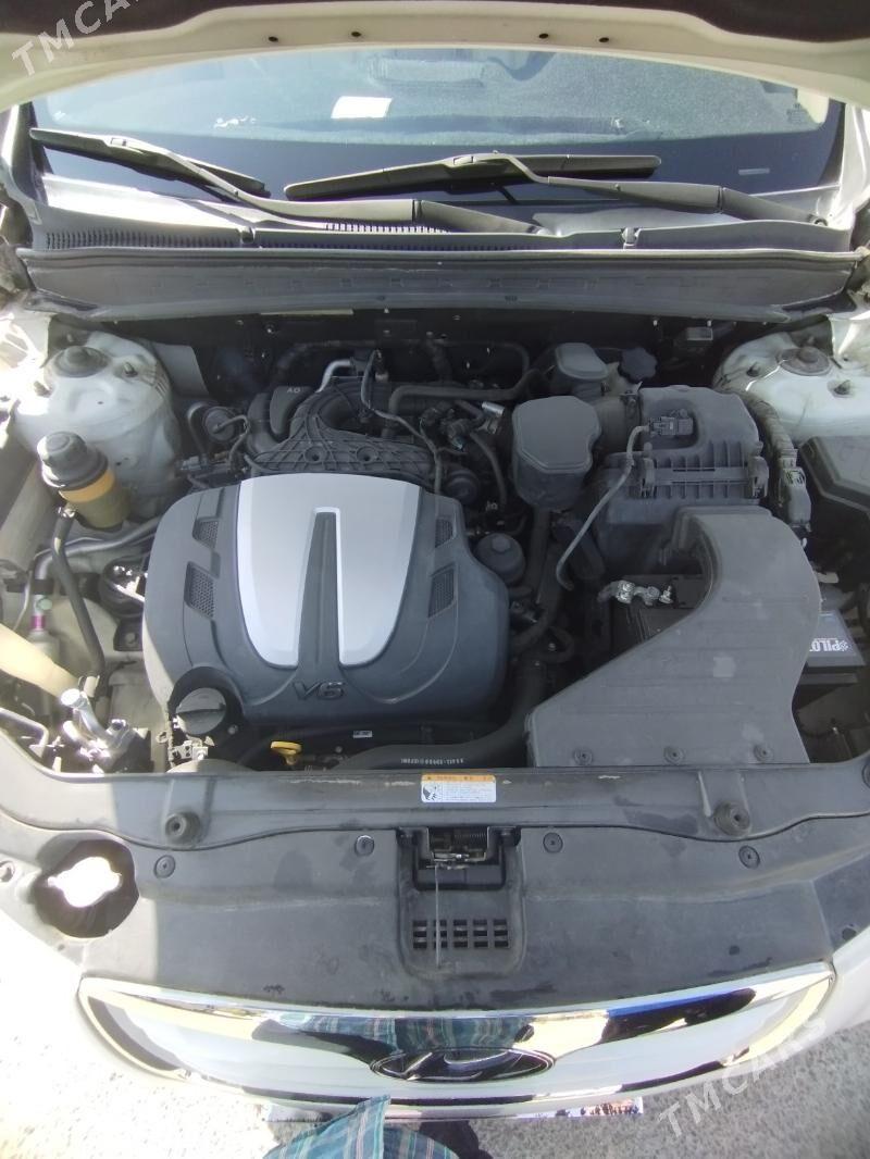Hyundai Santa Fe 2010 - 220 000 TMT - Ашхабад - img 7