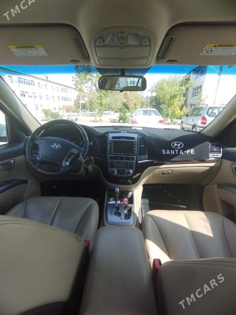 Hyundai Santa Fe 2010 - 220 000 TMT - Ашхабад - img 5