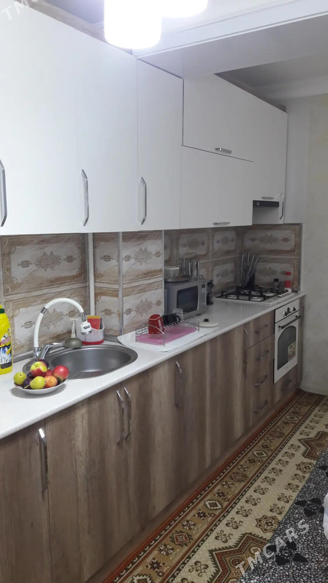 5микр. 2эт. 4комн. - 5 мкр - img 4