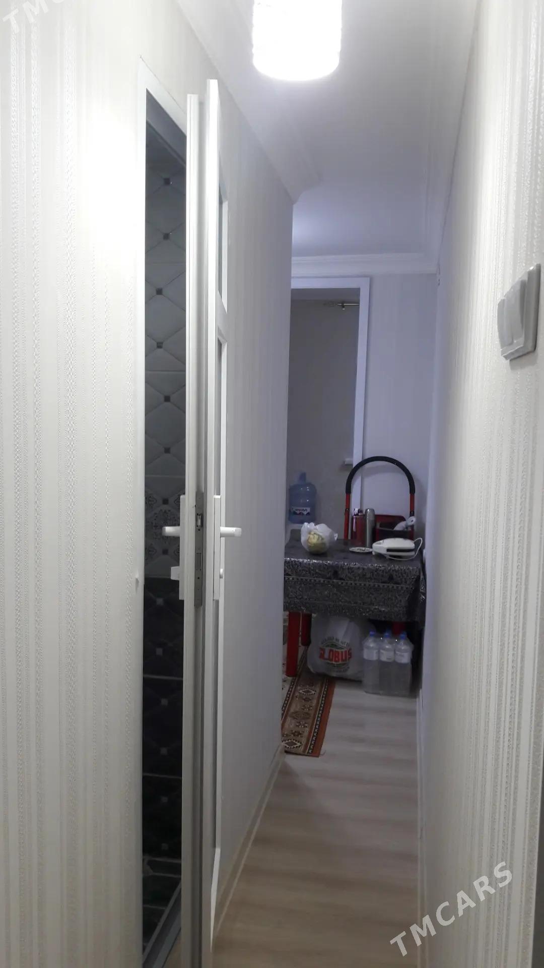 5микр. 2эт. 4комн. - 5 мкр - img 9