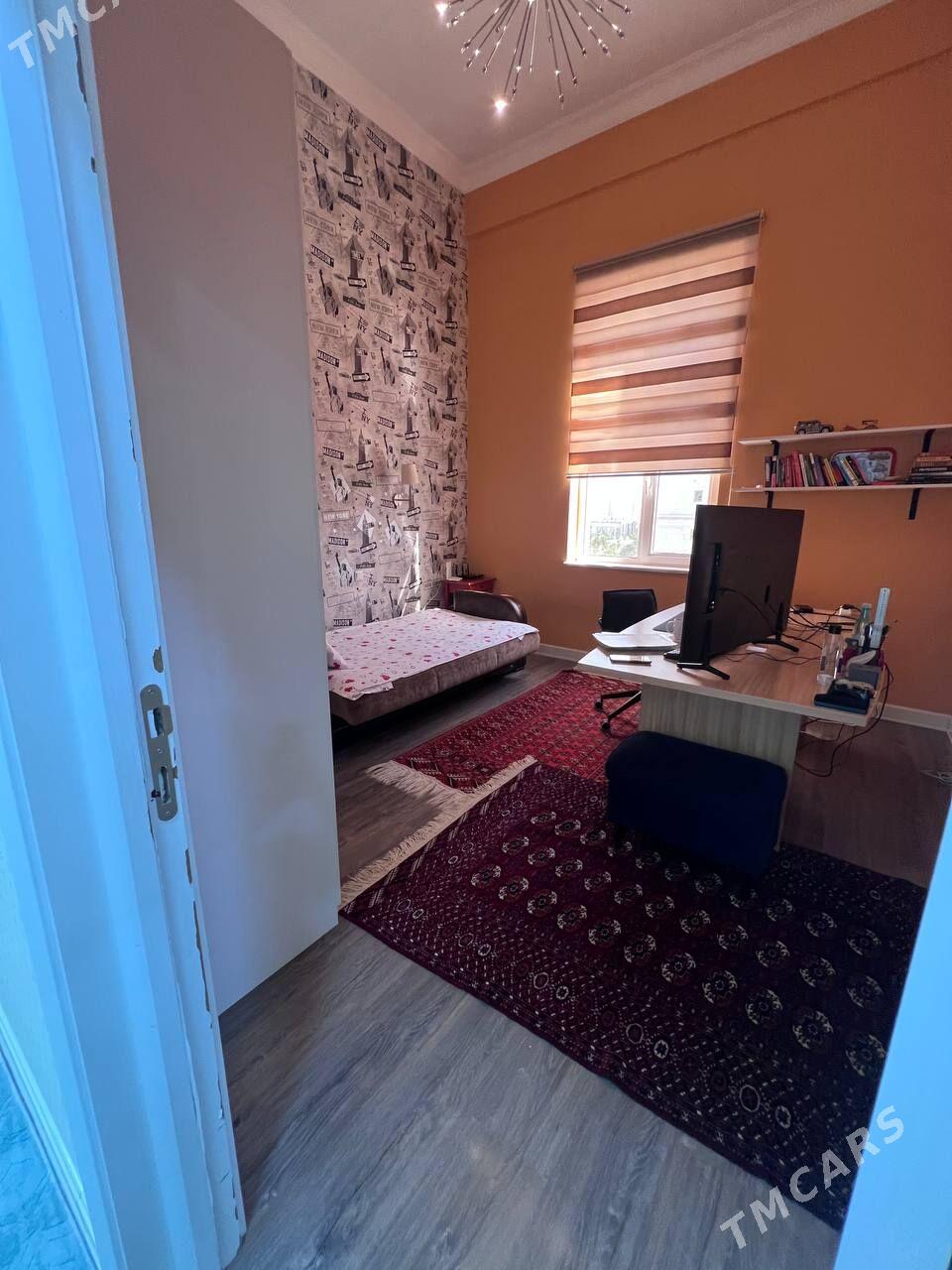 Sowetskiy Elitka 5komnat - Ашхабад - img 9