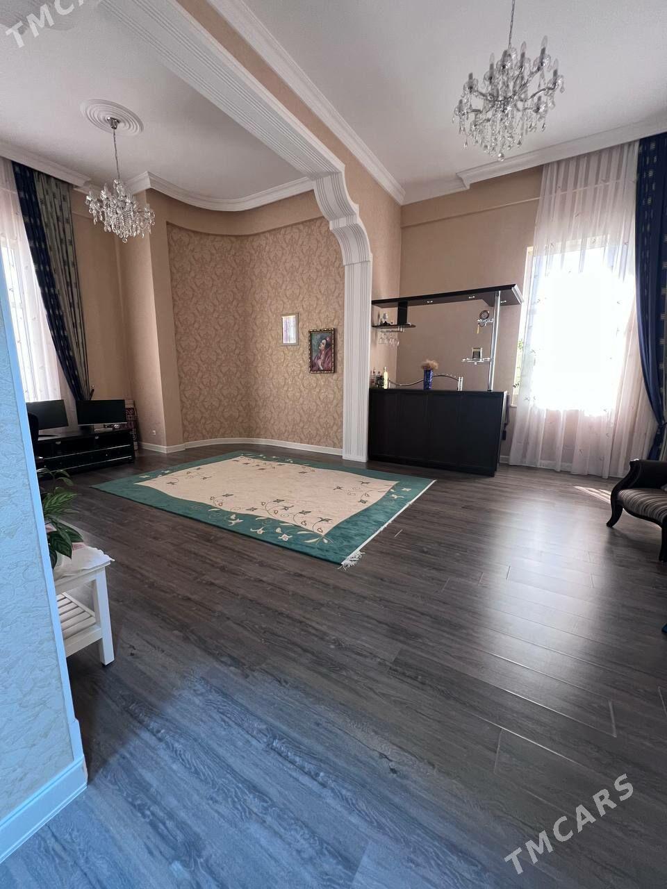 Sowetskiy Elitka 5komnat - Ашхабад - img 3