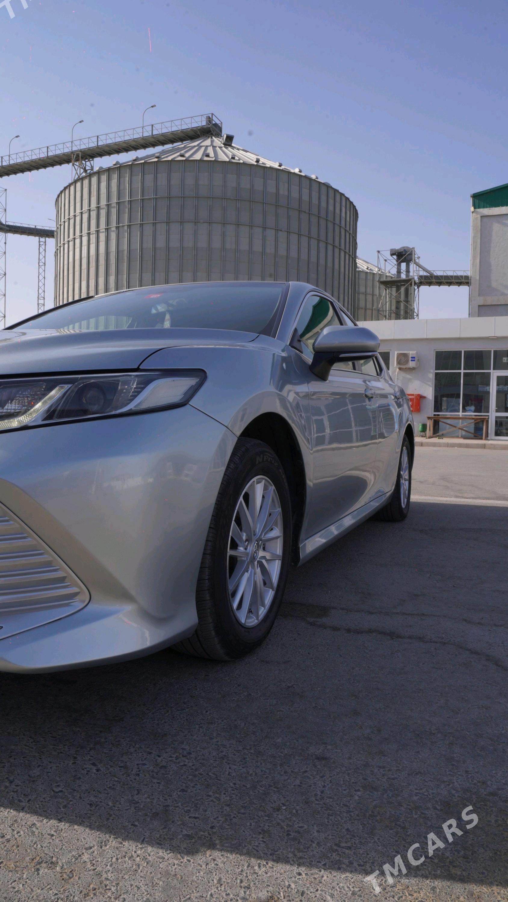 Toyota Camry Hybrid 2020 - 264 000 TMT - Kerki - img 1