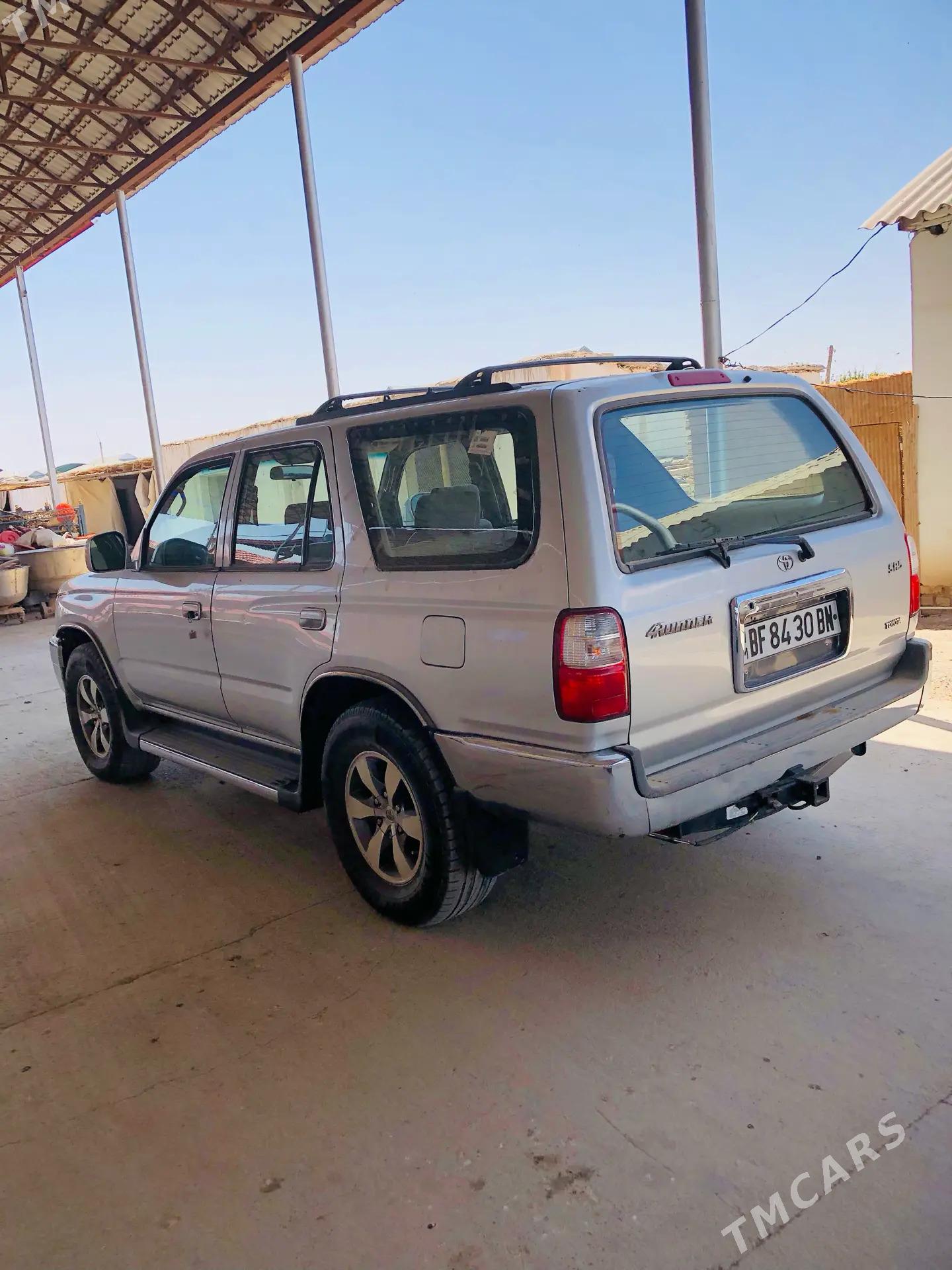 Toyota 4Runner 2002 - 130 000 TMT - Мургап - img 6