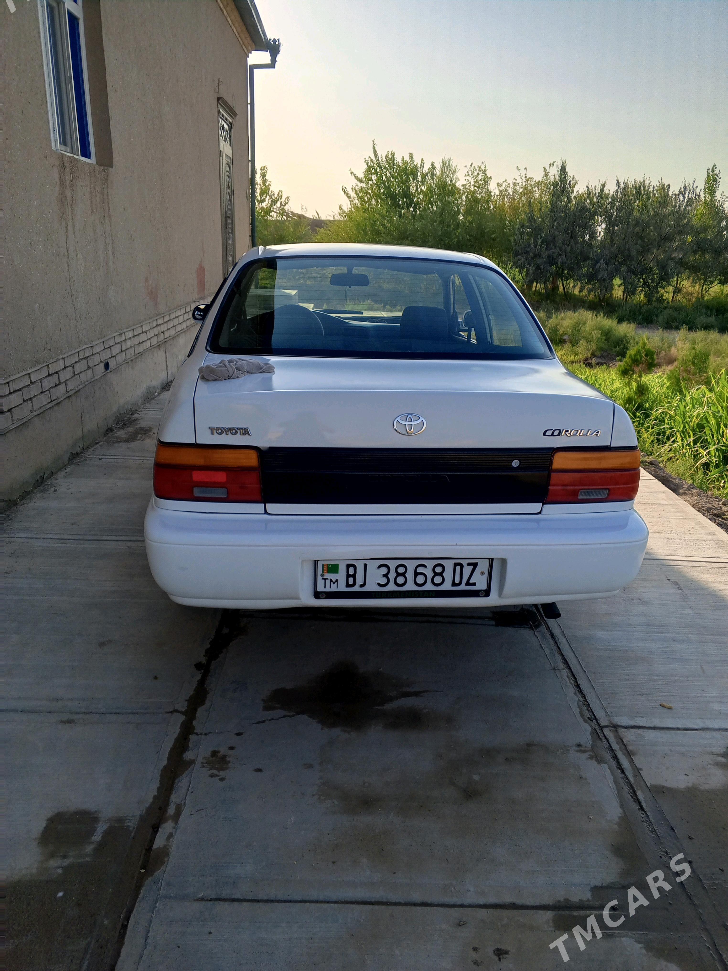 Toyota Corolla 1993 - 60 000 TMT - Акдепе - img 3