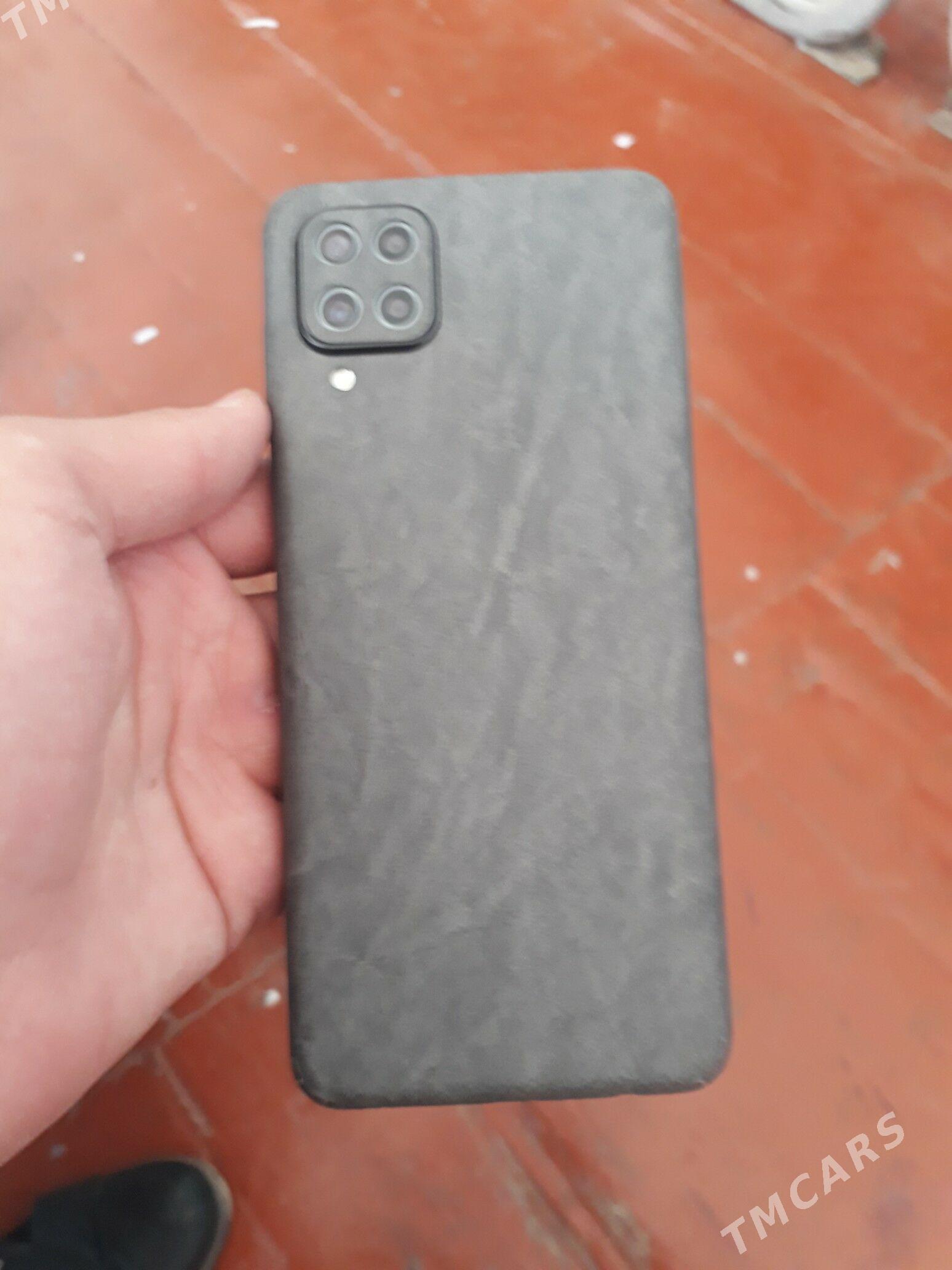 SamsungA12 - Гурбансолтан Едже - img 2