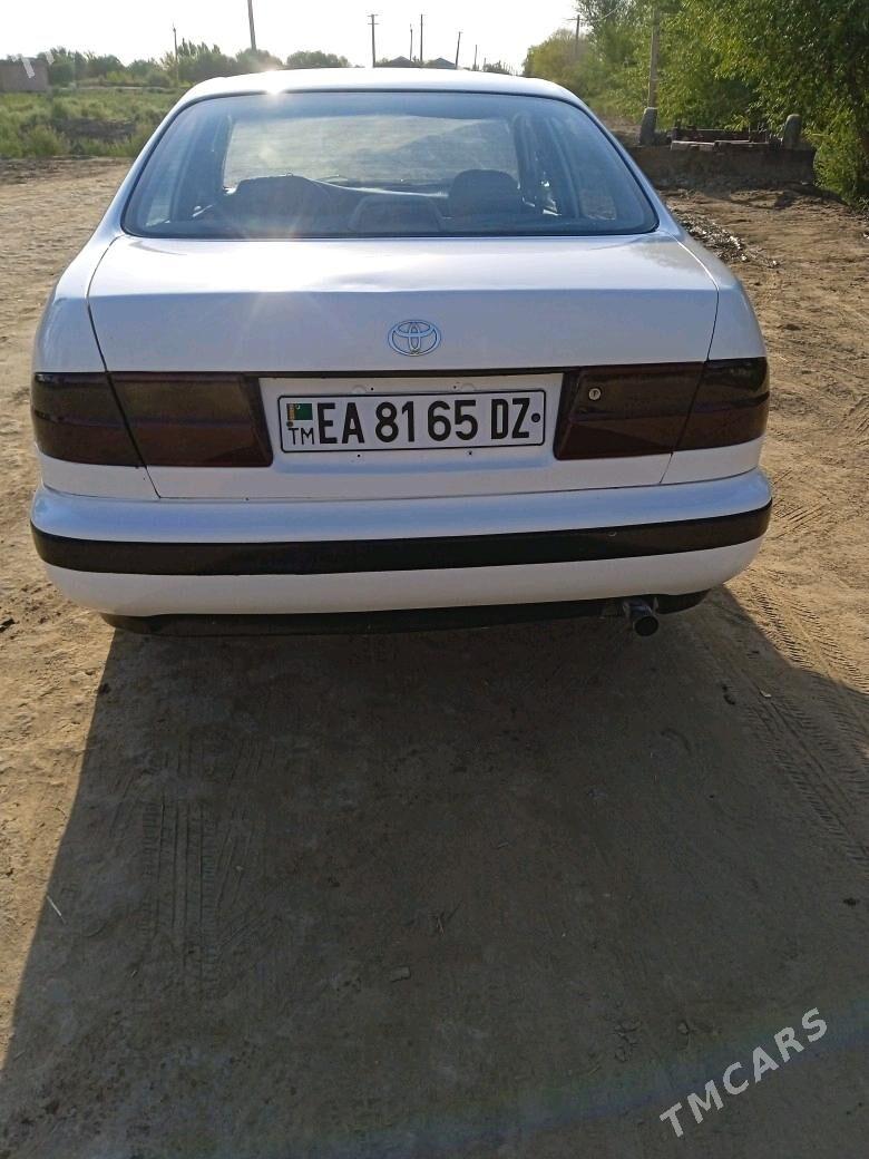 Toyota Corona 1994 - 60 000 TMT - Кёнеургенч - img 2