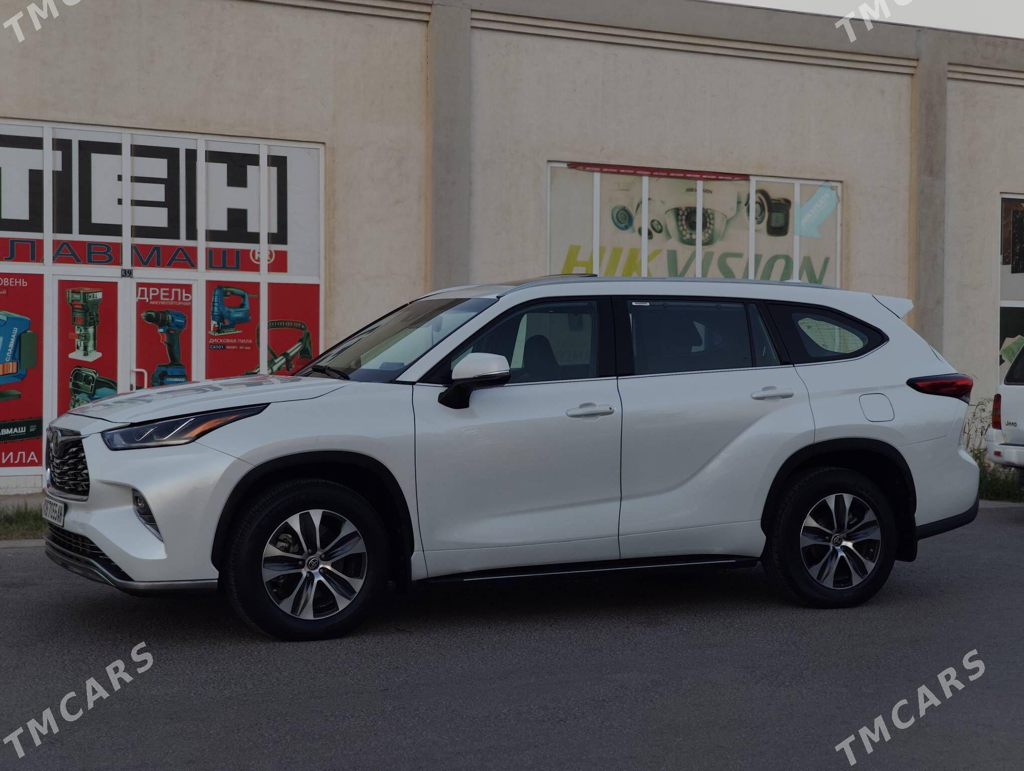 Toyota Highlander 2022 - 520 000 TMT - Aşgabat - img 3
