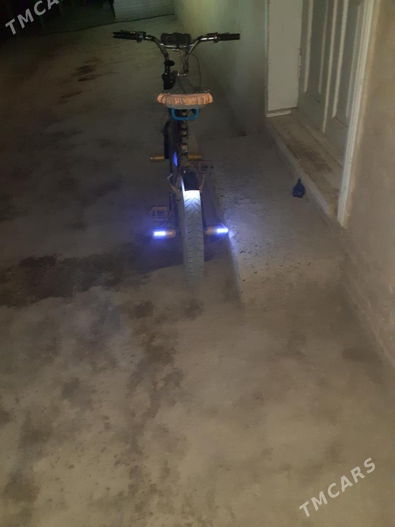 RamboRambo - Gurbansoltan Eje - img 5