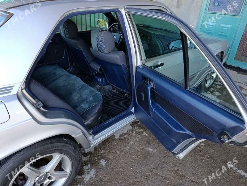 Mercedes-Benz 190E 1991 - 80 000 TMT - Шабатский этрап - img 4