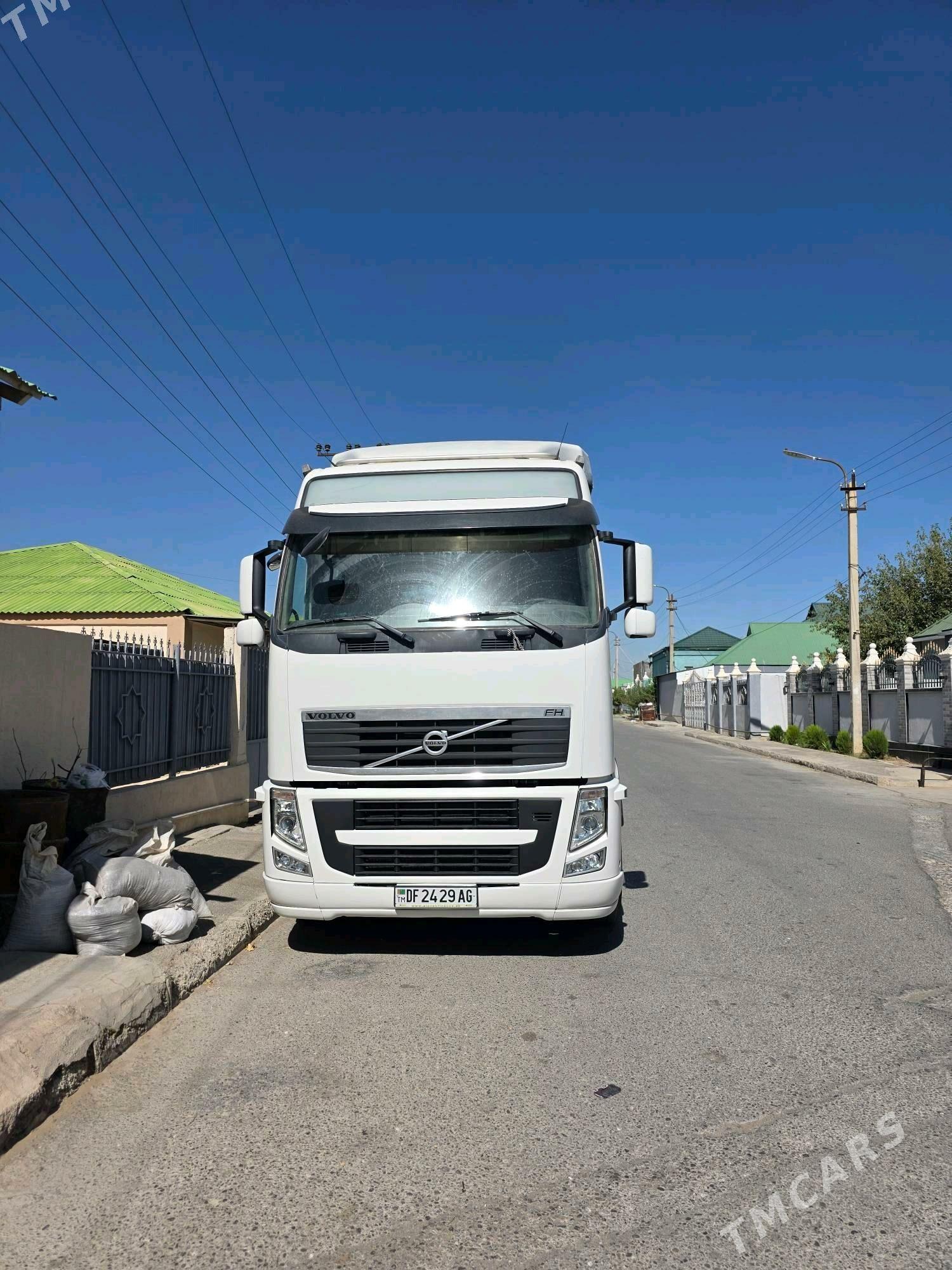 Volvo FM 520 2009 - 800 000 TMT - Aşgabat - img 1