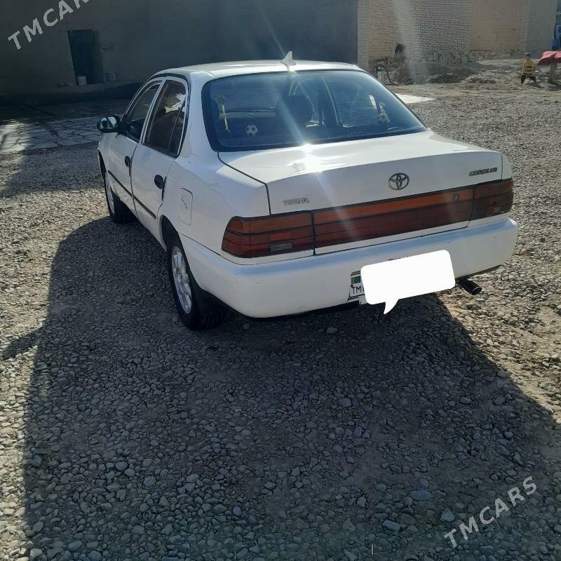 Toyota Corolla 1993 - 45 000 TMT - Халач - img 3