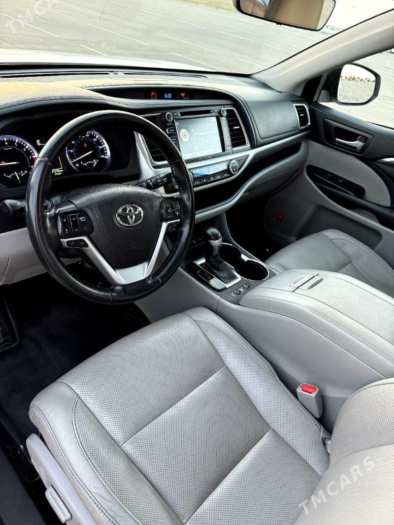 Toyota Highlander 2018 - 540 000 TMT - Ашхабад - img 5
