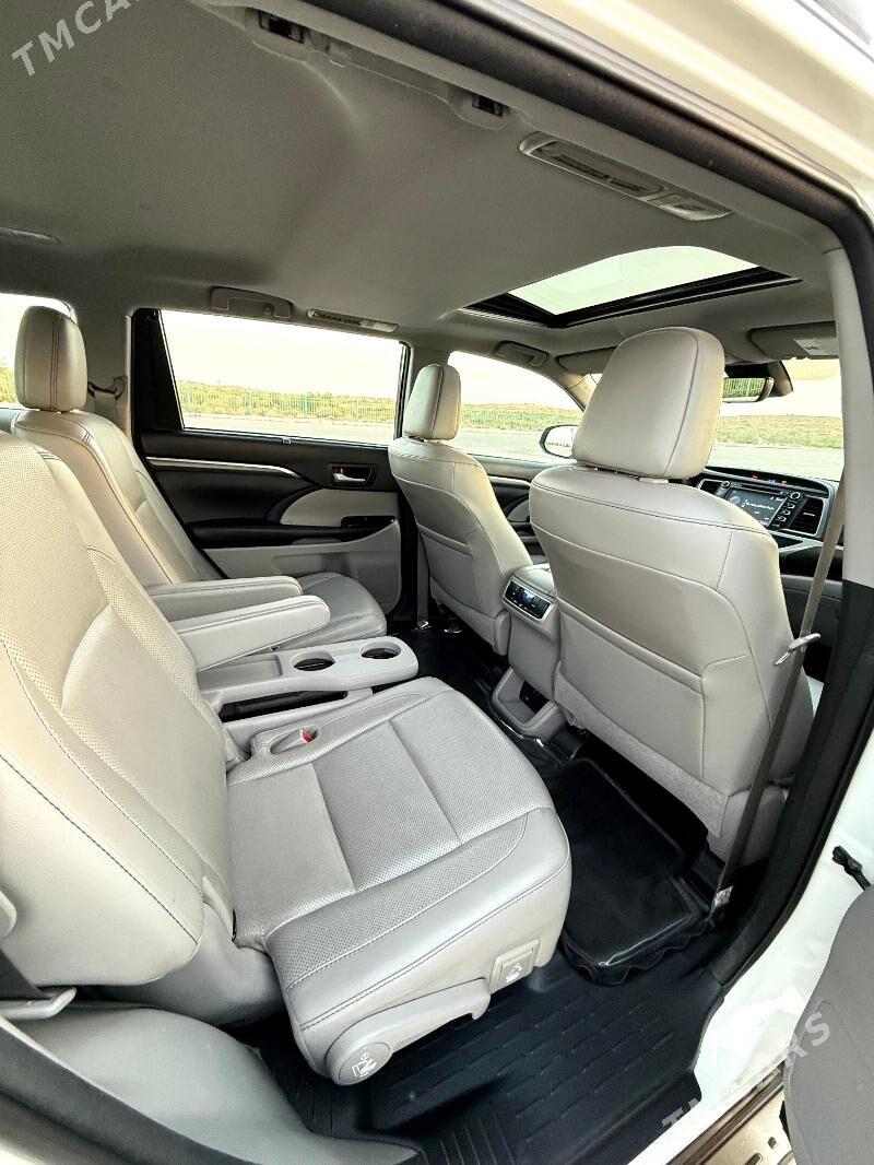 Toyota Highlander 2018 - 540 000 TMT - Ашхабад - img 8
