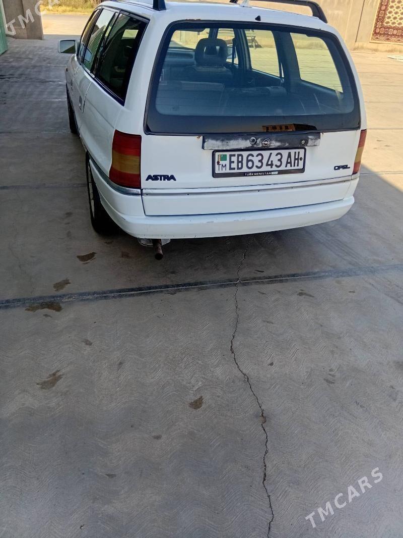 Opel Astra 1994 - 38 000 TMT - Бабадайхан - img 2