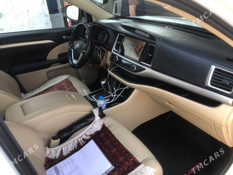 Toyota Highlander 2018 - 470 500 TMT - Aşgabat - img 1