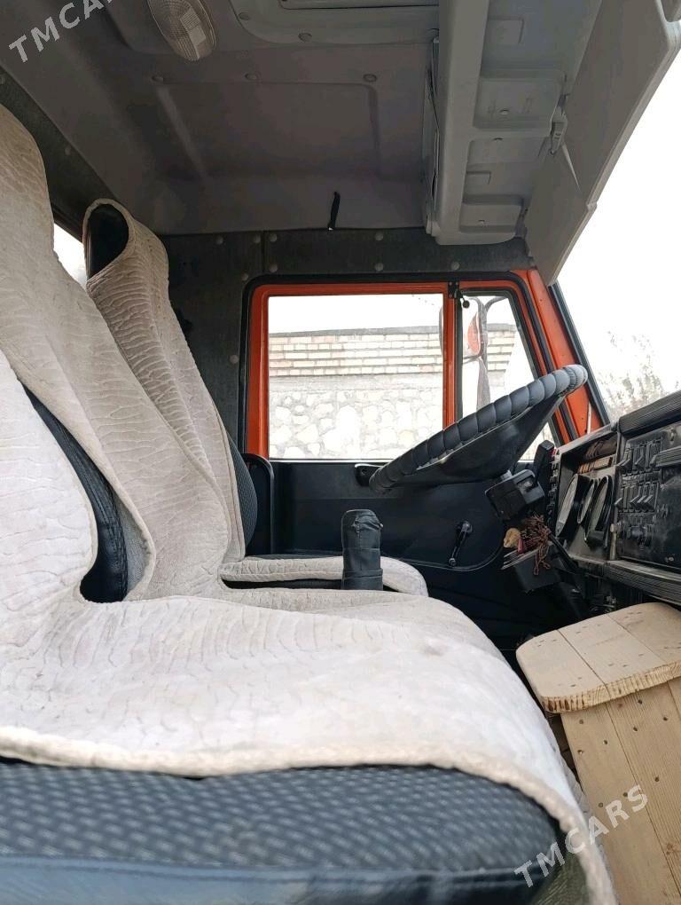 Kamaz Euro 3 2013 - 320 000 TMT - Bäherden - img 5