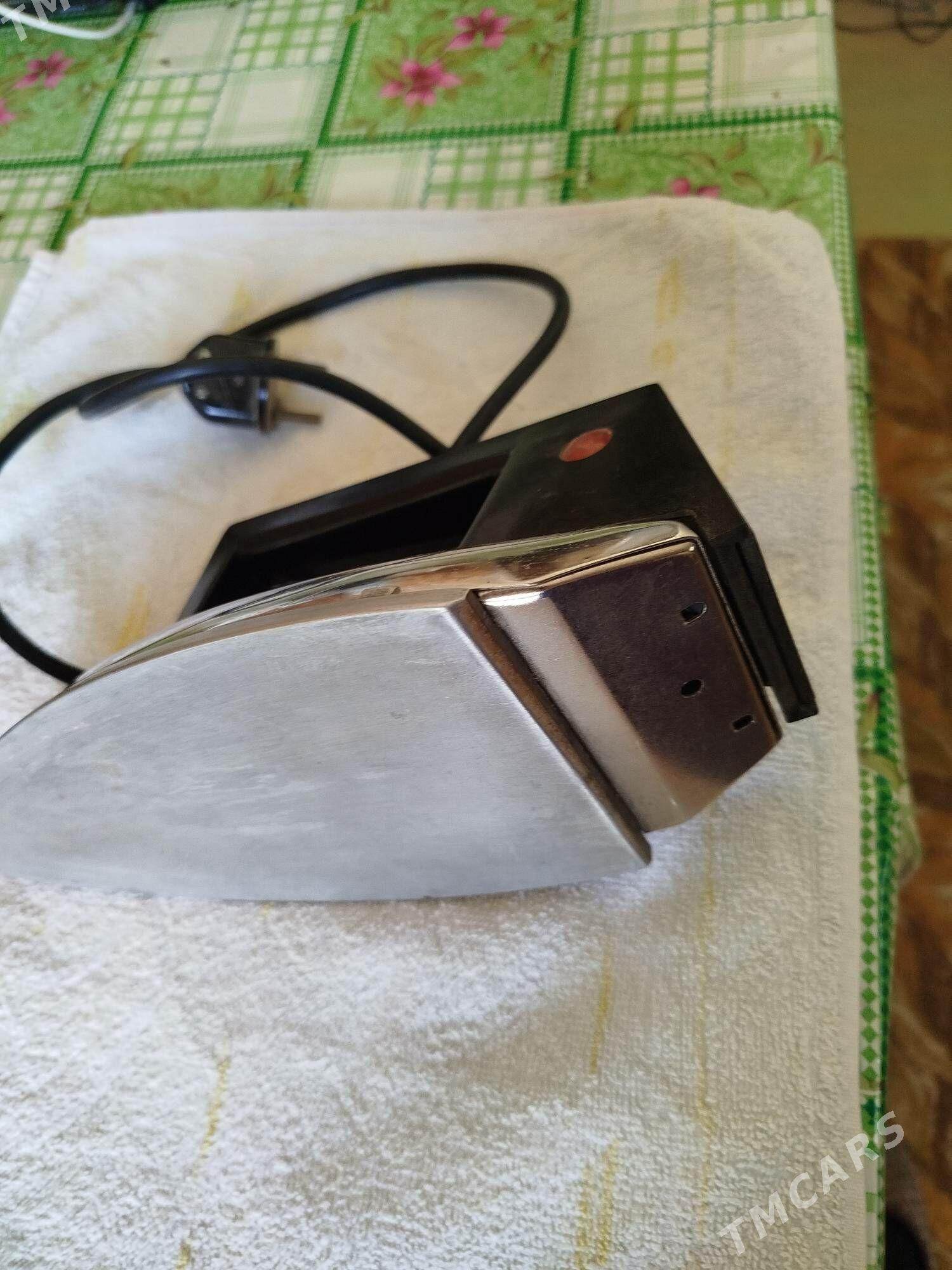 советский утюг - Мары - img 2