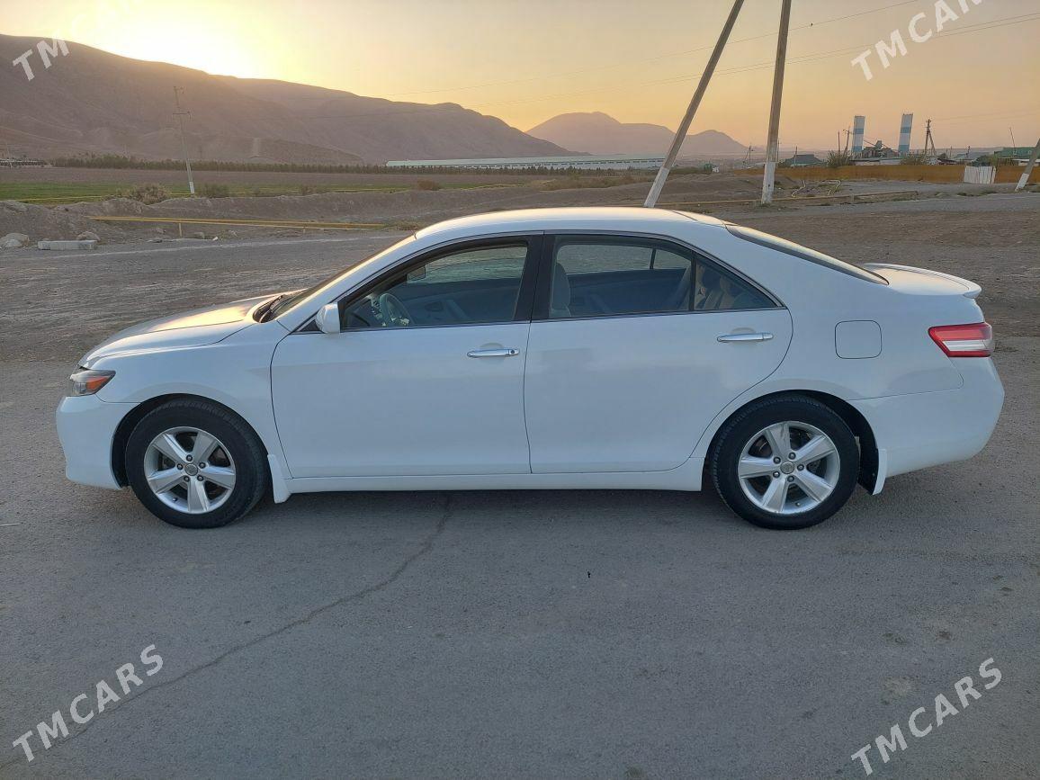 Toyota Camry 2010 - 140 000 TMT - Гёкдепе - img 2