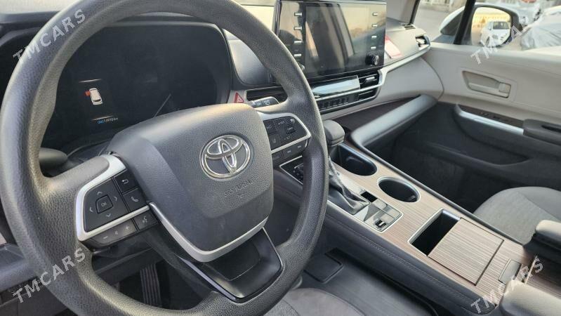 Toyota Sienna 2022 - 498 000 TMT - Aşgabat - img 5
